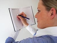 Nastawienie czy wykształcenie – co ci pozwoli więcej zarobić?